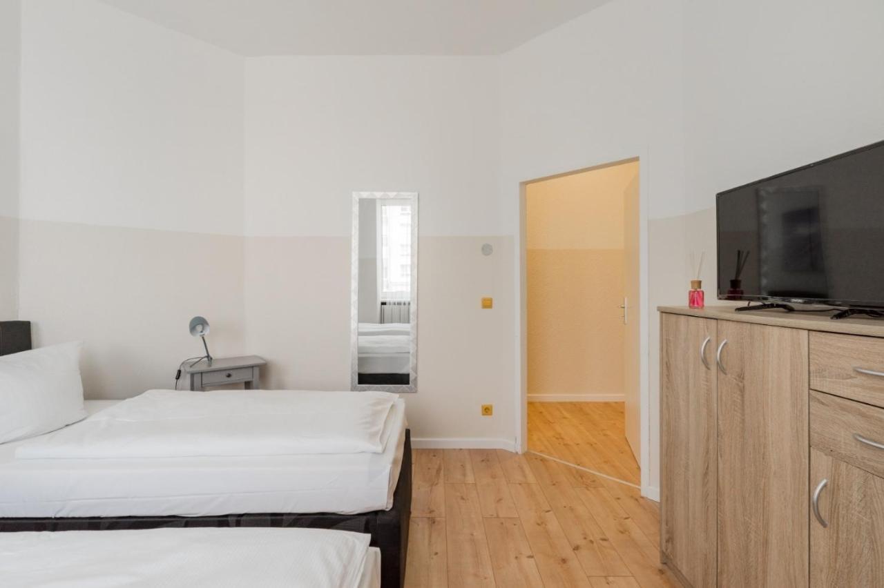 Big Fancy Apartments City Center Berlino Esterno foto
