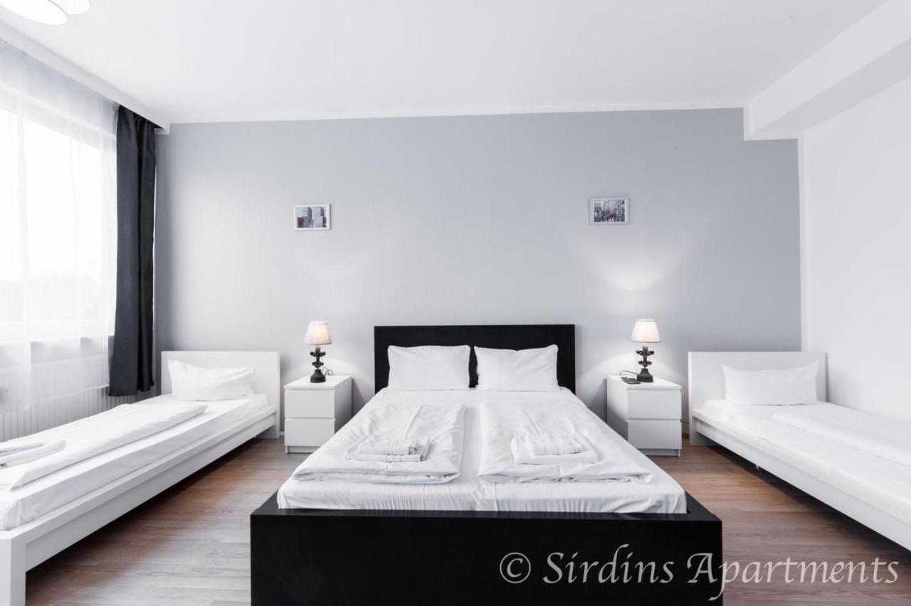 Big Fancy Apartments City Center Berlino Esterno foto